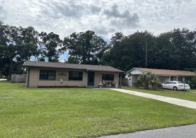 Single family home for sale at 1701 W 2nd Street, SANFORD, FL 32771 | MLS# O6447521