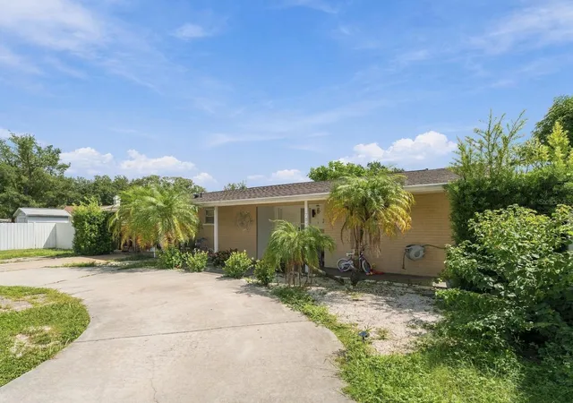 Photo 3 of Single family home for sale at 7879 84th Lane, Seminole, FL 33777 | MLS# TB8555265 | Listing updated on 2026-10-07