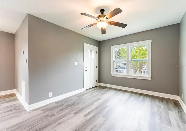 Photo 2 of Single family home for sale at 2017 Oceanview Pl, Tampa, FL 33605 | MLS# TB8555270 | Listing updated on 2026-10-06