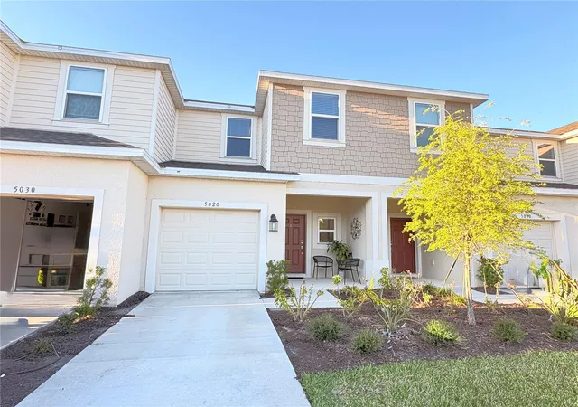 Photo 1 of Townhouse for sale at 5020 Revolutionary Way, Saint Cloud, FL 34769 | MLS# S5158939 | Listing updated on 2026-10-08