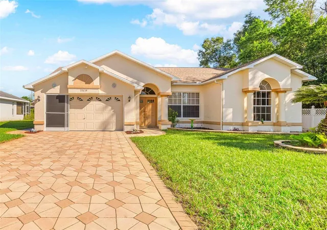 Single family home for sale at 10419 Upton St, SPRING HILL, FL 34608 | MLS# TB8555275