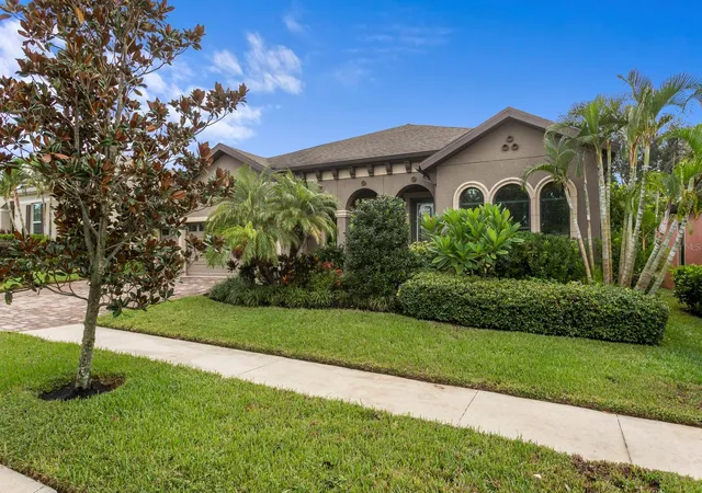 Photo 3 of Single family home for sale at 821 Floresta St, Brandon, FL 33511 | MLS# TB8555276 | Listing updated on 2026-10-09
