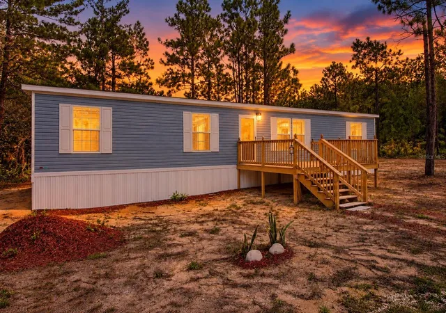 Photo 2 of Manufactured home for sale at 419 Lily Trl, Interlachen, FL 32148 | MLS# GC543987 | Listing updated on 2026-10-16