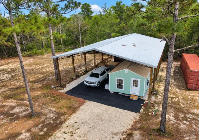 Photo 3 of Manufactured home for sale at 419 Lily Trl, Interlachen, FL 32148 | MLS# GC543987 | Listing updated on 2026-10-07