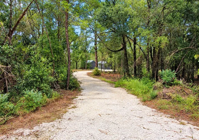 Photo 4 of Manufactured home for sale at 419 Lily Trl, Interlachen, FL 32148 | MLS# GC543987 | Listing updated on 2026-10-07