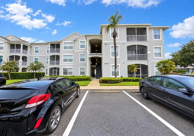 Condo for sale at 2307 Butterfly Palm Way #302, KISSIMMEE, FL 34747 | MLS# S5158942