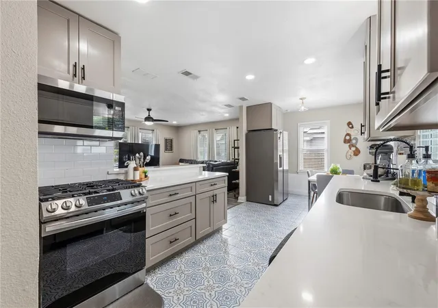 Photo 4 of Single family home for sale at 1468 Druid Rd E, Clearwater, FL 33756 | MLS# TB8555282 | Listing updated on 2026-10-07
