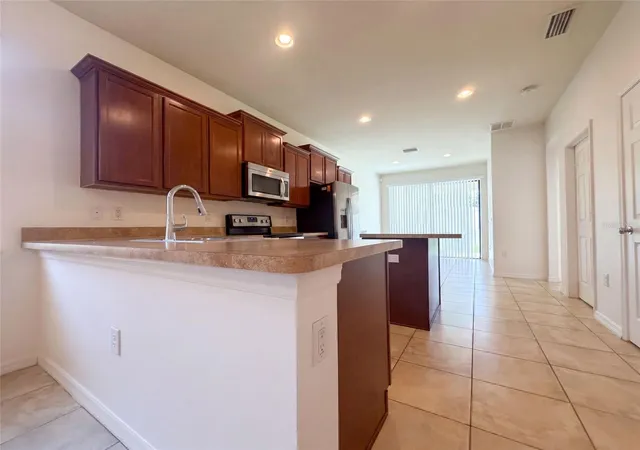 Photo 2 of Single family home for sale at 6308 Magnolia Park Blvd, Riverview, FL 33578 | MLS# O6447539 | Listing updated on 2026-10-06
