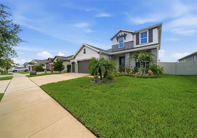 Photo 4 of Single family home for sale at 11727 Tetrafin Dr, Riverview, FL 33579 | MLS# TB8555291 | Listing updated on 2026-10-08