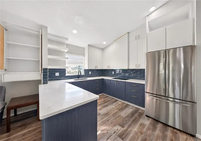 Photo 4 of Single family home for sale at 2621 Alena Pl, Lake Mary, FL 32746 | MLS# O6447547 | Listing updated on 2026-10-06