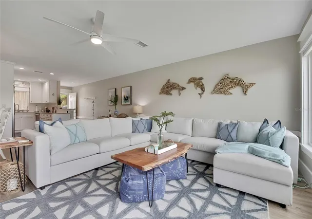 Listing Photo 5 - Condo for sale in building located at 16 Bch Ln, CRYSTAL RIVER, FL 34429 - Unit #101