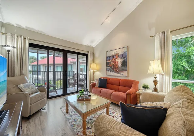 Listing Photo 5 - Condo for sale in building located at 6204 Midnight Pass Rd, Sarasota, FL 34242 - Unit #205