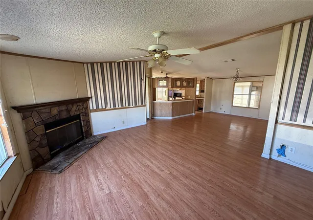 Photo 3 of Manufactured home for sale at 2001 Pine St, Saint Cloud, FL 34769 | MLS# O6447552 | Listing updated on 2026-10-06