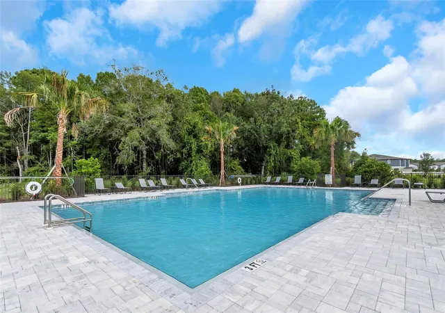 Photo 3 of Townhouse for sale at 11166 Crescent Deer Dr, Land O Lakes, FL 34638 | MLS# W7890121 | Listing updated on 2026-10-11
