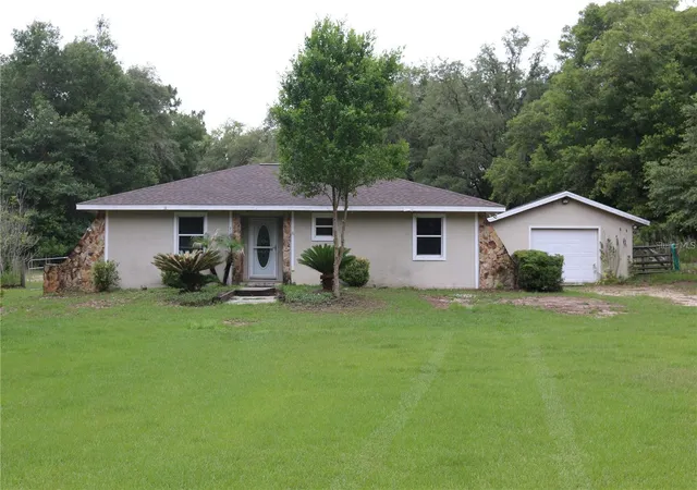Photo 2 of Single family home for sale at 7910 Sw 202nd Court, Dunnellon, FL 34431 | MLS# OM733509 | Listing updated on 2026-10-09