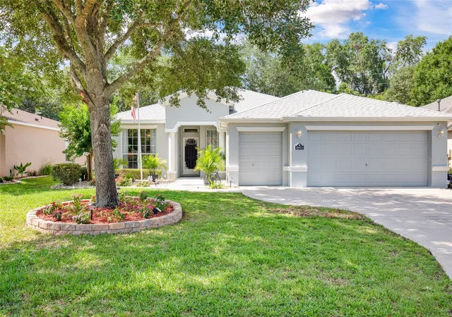 Photo 1 of Single family home for sale at 16411 Sw 14th Avenue Rd, Ocala, FL 34473 | MLS# OM733510 | Listing updated on 2026-10-06