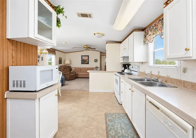 Photo 4 of Manufactured home for sale at 7337 Hedwig Ct, Port Charlotte, FL 33981 | MLS# C7531611 | Listing updated on 2026-10-06