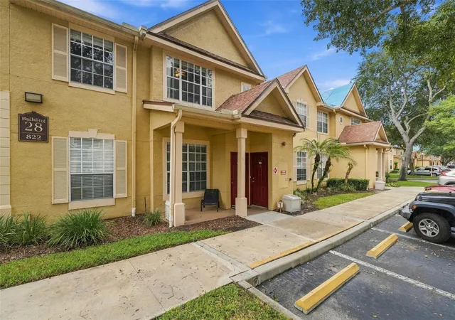 Photo 3 of Condo for sale at 822 Grand Regency Point #201, Altamonte Springs, FL 32714 | MLS# O6447566 | Listing updated on 2026-10-08