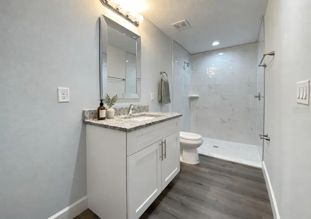 Listing Photo 5 - Condo for sale in building located at 9317 Agate St, PORT CHARLOTTE, FL 33981