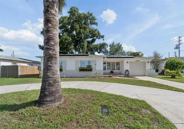 Photo 3 of Single family home for sale at 3531 29th Avenue N, Saint Petersburg, FL 33713 | MLS# TB8555298 | Listing updated on 2026-10-17