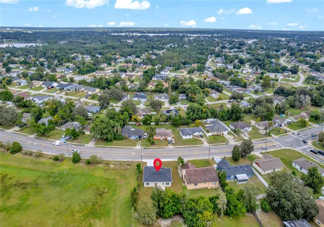 Photo 3 of Single family home for sale at 1098 Fort Smith Blvd, Deltona, FL 32725 | MLS# O6447575 | Listing updated on 2026-10-07