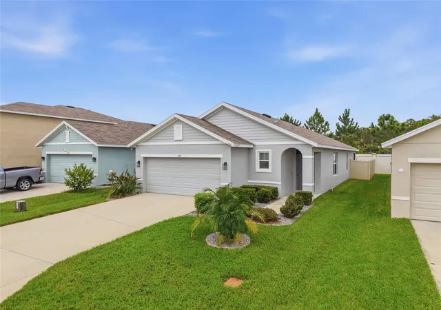 Photo 2 of Single family home for sale at 3102 Suncoast Plains Dr, Odessa, FL 33556 | MLS# TB8555309 | Listing updated on 2026-10-10