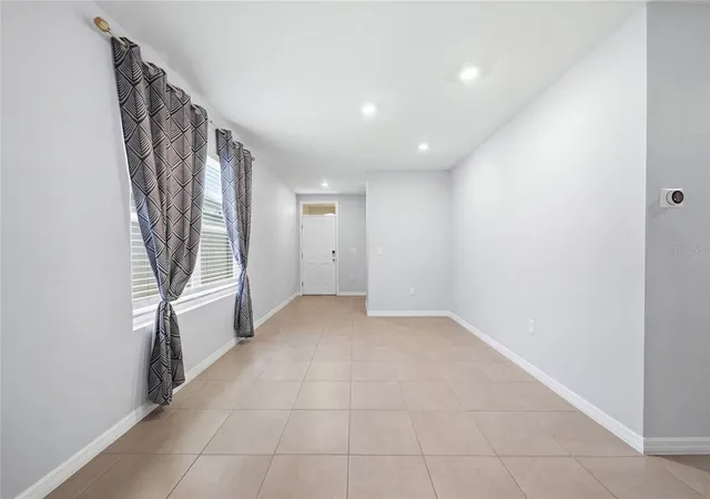 Photo 3 of Single family home for sale at 3102 Suncoast Plains Dr, Odessa, FL 33556 | MLS# TB8555309 | Listing updated on 2026-10-10