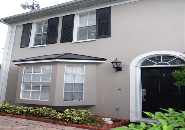 Photo 1 of Condo for sale at 3015 W Cleveland St #J, Tampa, FL 33609 | MLS# TB8555310 | Listing updated on 2026-10-08