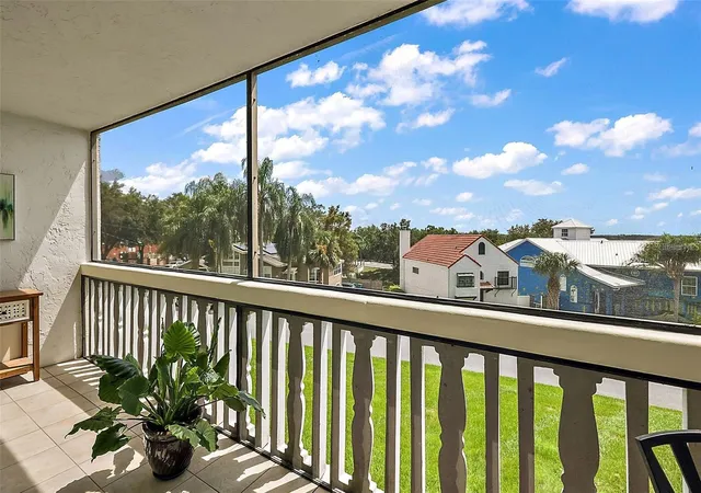 Photo 2 of Condo for sale at 601 N Mcdonald St #103, Mount Dora, FL 32757 | MLS# G5118695 | Listing updated on 2026-10-09