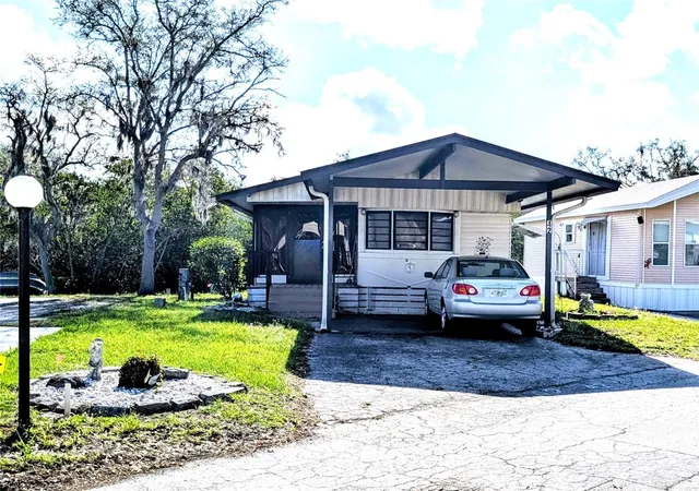 Photo 1 of Manufactured home for sale at 3300 26th Avenue E #42, Bradenton, FL 34208 | MLS# A4708630 | Listing updated on 2026-10-07