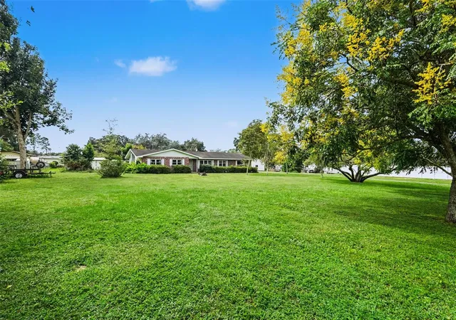Photo 4 of Single family home for sale at 39800 County Rd 54, Zephyrhills, FL 33542 | MLS# TB8555314 | Listing updated on 2026-10-07