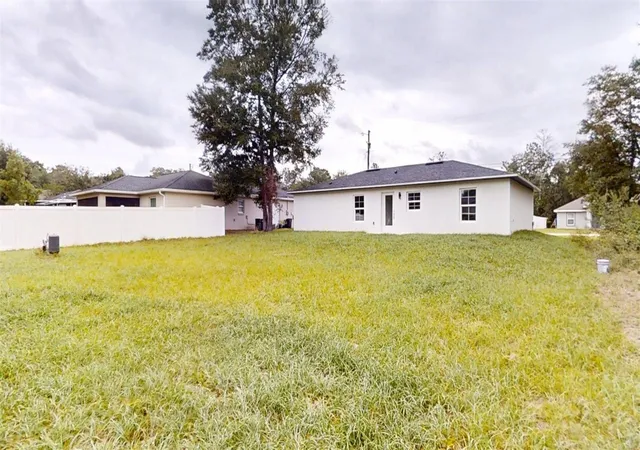 Photo 3 of Single family home for sale at 15086 SE 93rd Avenue, Summerfield, FL 34491 | MLS# OM733513 | Listing updated on 2026-10-07