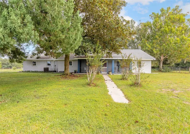 Photo 1 of Single family home for sale at 1390 E Ohio Ave, Lake Helen, FL 32744 | MLS# V4951670 | Listing updated on 2026-10-09