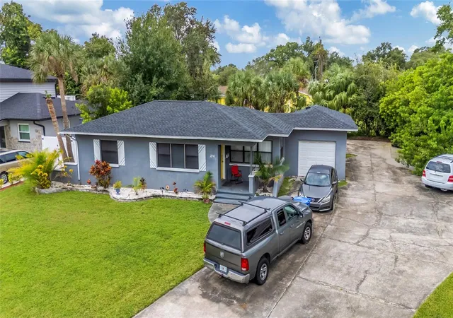 Photo 1 of Single family home for sale at 2701 17th Street S, Saint Petersburg, FL 33712 | MLS# TB8555325 | Listing updated on 2026-10-07