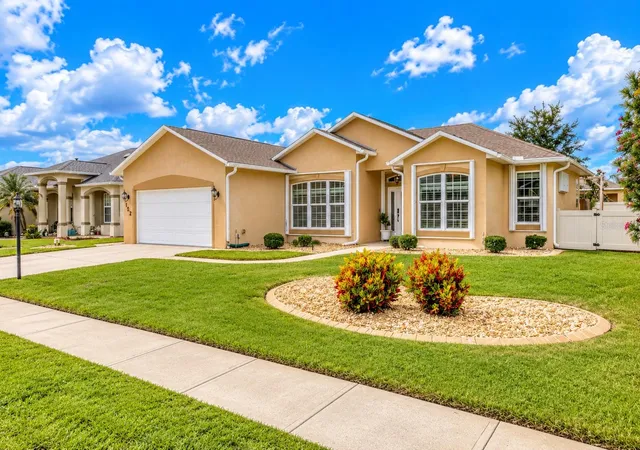 Photo 4 of Single family home for sale at 122 San Remo Dr, Edgewater, FL 32141 | MLS# V4951672 | Listing updated on 2026-10-06