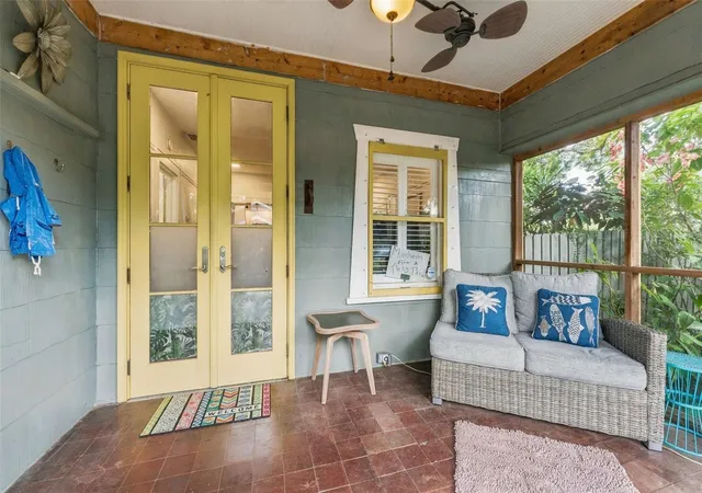 Photo 3 of Single family home for sale at 2121 Dartmouth Ave N, Saint Petersburg, FL 33713 | MLS# TB8555331 | Listing updated on 2026-10-08