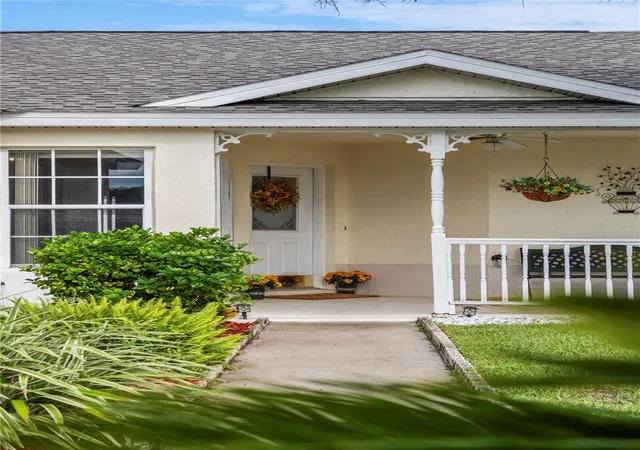 Photo 4 of Single family home for sale at 8007 Arrow Crk Rd, Kissimmee, FL 34747 | MLS# O6447600 | Listing updated on 2026-10-08