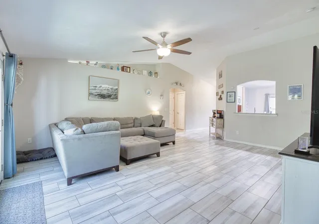 Photo 4 of Single family home for sale at 27 Sounders Trl Cir, Ormond Beach, FL 32174 | MLS# NS1089435 | Listing updated on 2026-10-06
