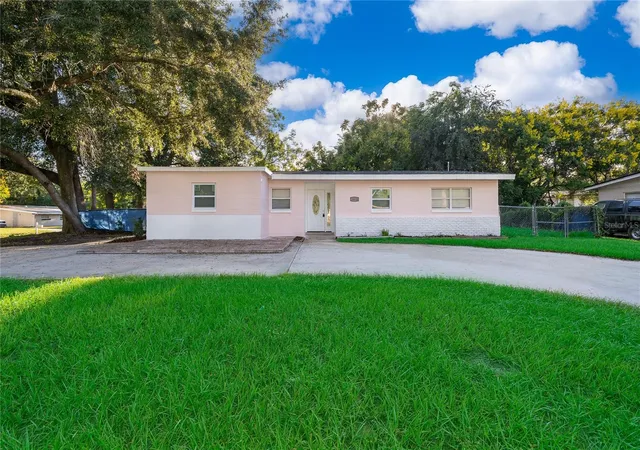 Single family home for sale at 3913 Pine Ridge Rd, ORLANDO, FL 32808 | MLS# O6447604