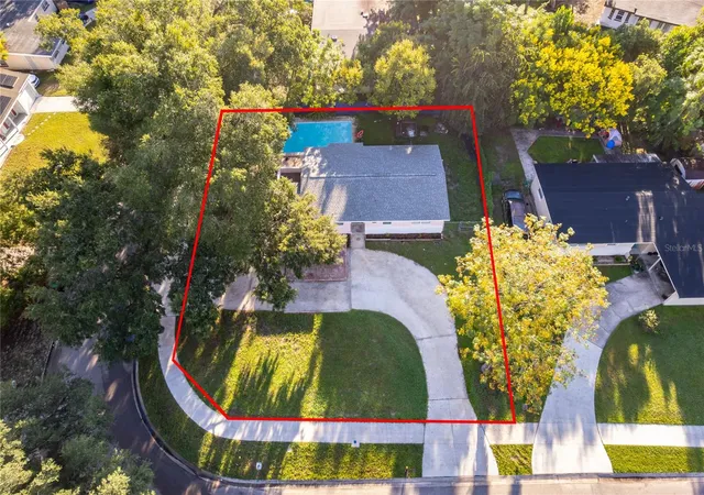 Photo 3 of Single family home for sale at 3913 Pine Ridge Rd, Orlando, FL 32808 | MLS# O6447604 | Listing updated on 2026-10-06