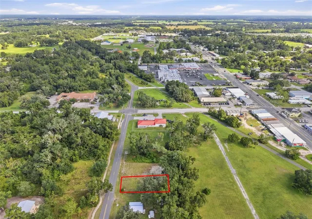 Photo 4 of Land for sale at 105 SW 2nd Street, Chiefland, FL 32626 | MLS# GC543990 | Listing updated on 2026-10-06