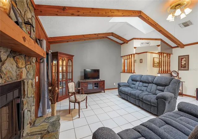 Photo 3 of Single family home for sale at 1747 King Edward Dr, Kissimmee, FL 34744 | MLS# S5158966 | Listing updated on 2026-10-07
