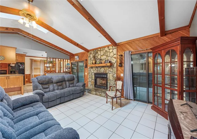 Photo 4 of Single family home for sale at 1747 King Edward Dr, Kissimmee, FL 34744 | MLS# S5158966 | Listing updated on 2026-10-07