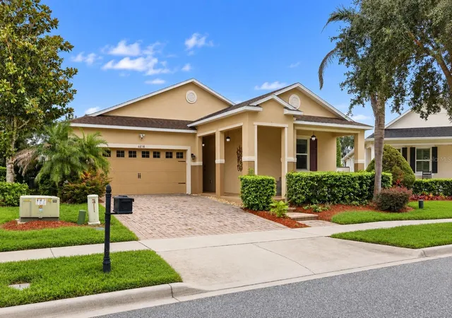 Photo 2 of Single family home for sale at 6858 Merrick Landing Blvd, Windermere, FL 34786 | MLS# O6447605 | Listing updated on 2026-10-07