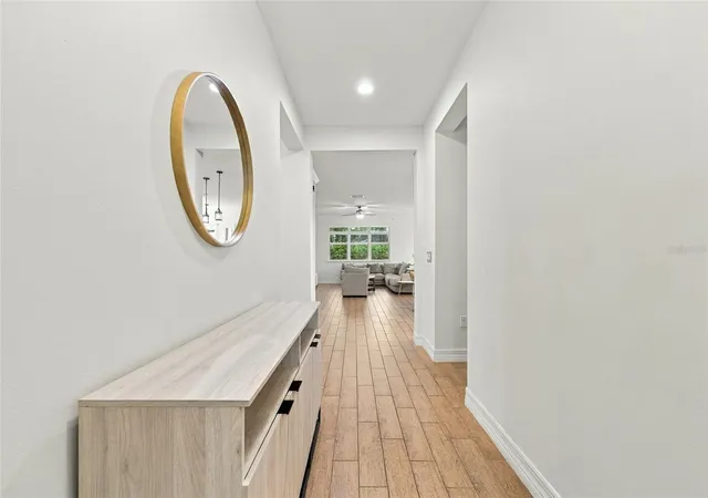 Photo 4 of Single family home for sale at 6858 Merrick Landing Blvd, Windermere, FL 34786 | MLS# O6447605 | Listing updated on 2026-10-07