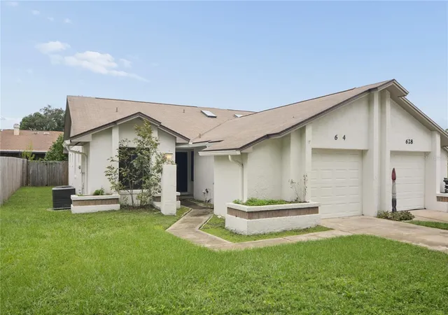 Photo 1 of Multi family home for sale at 624 S Wildflower Ct, Longwood, FL 32750 | MLS# O6447610 | Listing updated on 2026-10-08
