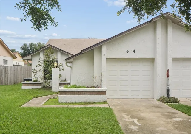 Photo 2 of Multi family home for sale at 624 S Wildflower Ct, Longwood, FL 32750 | MLS# O6447610 | Listing updated on 2026-10-08