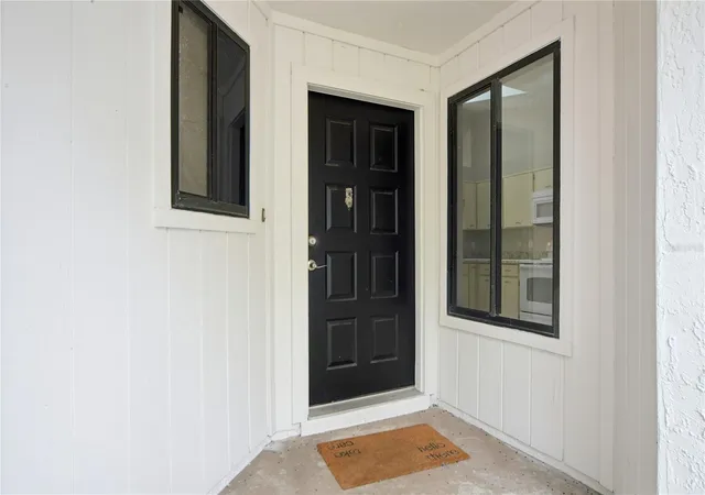 Photo 3 of Multi family home for sale at 624 S Wildflower Ct, Longwood, FL 32750 | MLS# O6447610 | Listing updated on 2026-10-08