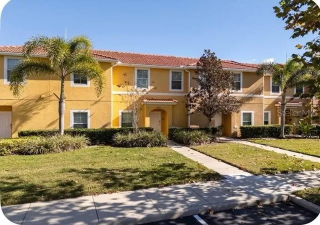 Photo 3 of Townhouse for sale at 3065 Yellow Lantana Ln, Kissimmee, FL 34747 | MLS# O6447611 | Listing updated on 2026-10-07