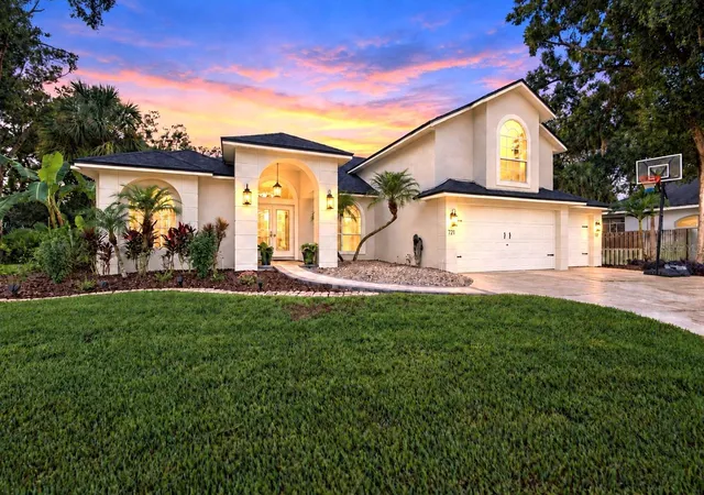Single family home for sale at 721 Fayette Pl, LUTZ, FL 33549 | MLS# TB8555351